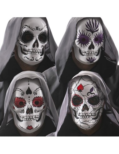 Quattro maschere teschio messicane colorate in plastica con decorazioni floreali per Halloween