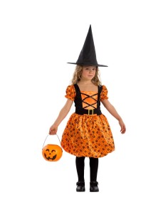 Bambina in costume streghetta arancione con cappello nero e cestino Halloween