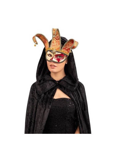 Maschera veneziana jolly dorata e rossa con campanelli e mantello nero per Carnevale