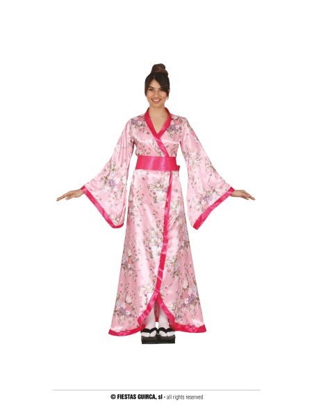 Kimono donna rosa con decorazioni floreali, maniche ampie e fascia obi tradizionale giapponese per feste a tema