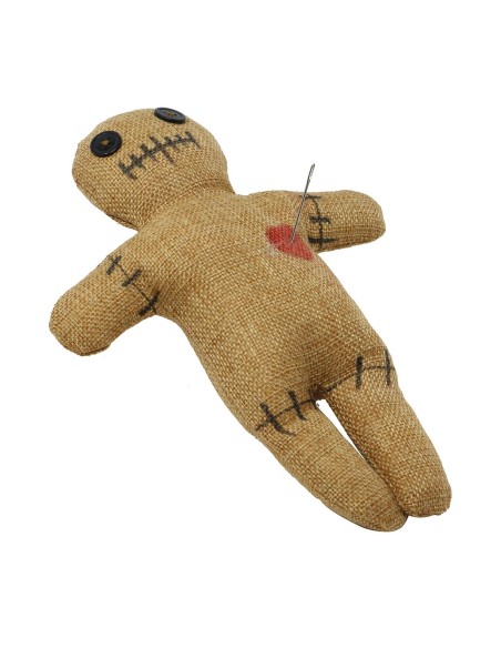 Bambola voodoo in tessuto beige con occhi neri e cuore rosso per decorazioni Halloween horror spaventose