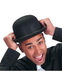 Bombetta nera in feltro con fascia raso indossata da uomo con baffi per costume d'epoca 2