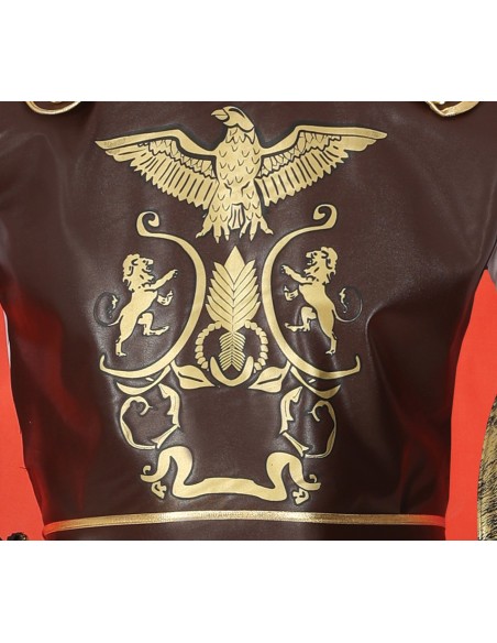 Costume gladiatore romano con tunica marrone decorata, mantello rosso, casco dorato e scudo per carnevale uomo