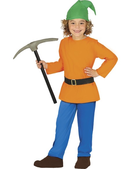 Bambino con costume da Nano: tunica arancione, cappello verde, pantaloni blu e piccone giocattolo in mano