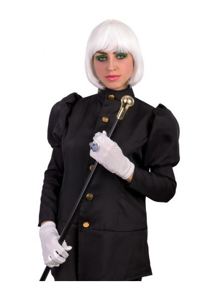 Parrucca bob bianca corta indossata da donna in costume nero per feste a tema