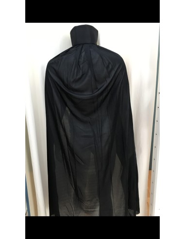 Mantello nero lungo con colletto 140cm su manichino per costumi Halloween e feste in maschera