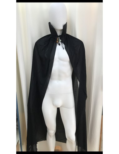 Mantello nero lungo con colletto 140cm su manichino per costumi Halloween e feste in maschera