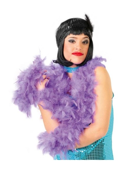 Boa di piume viola lungo 1.80m indossato da donna con costume anni '20 azzurro e fascia con piuma